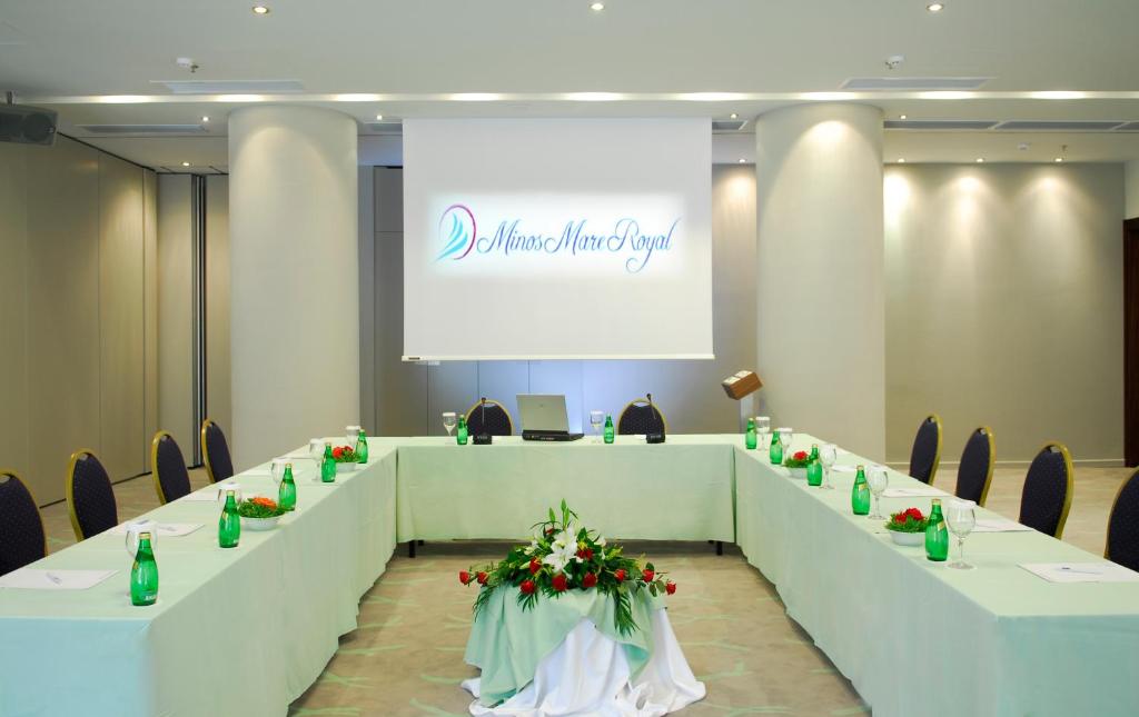 Minos Mare Royal