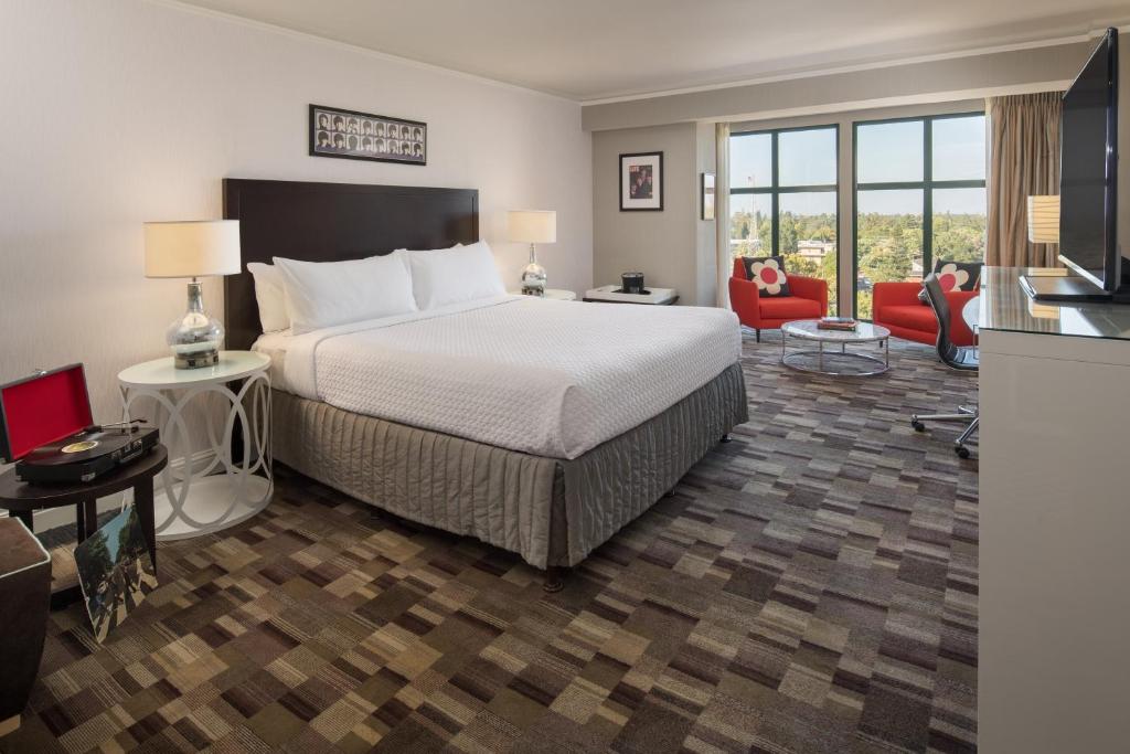 Crowne Plaza Cabana, Palo Alto