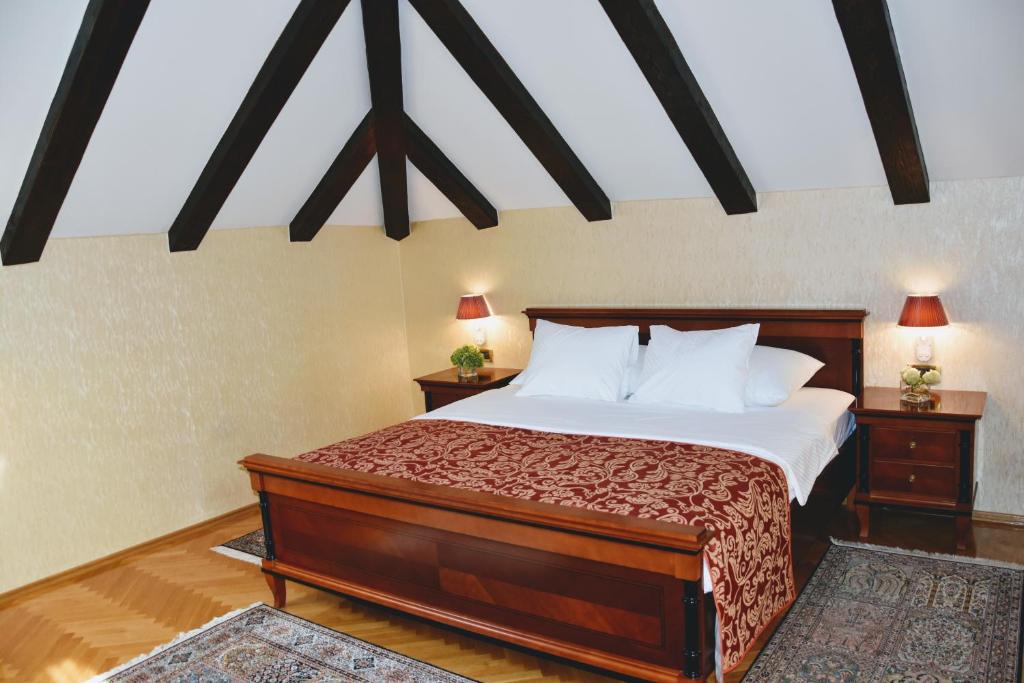 Hotel Kazbek