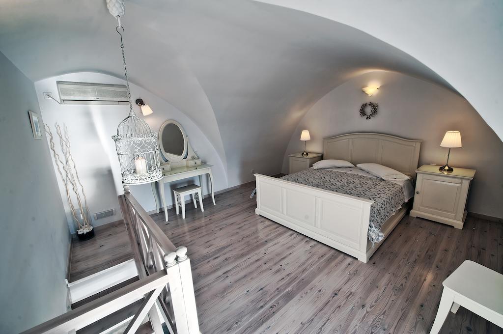 Archontiko Santorini