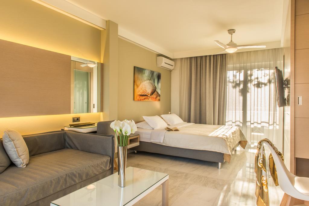 Forum Suites