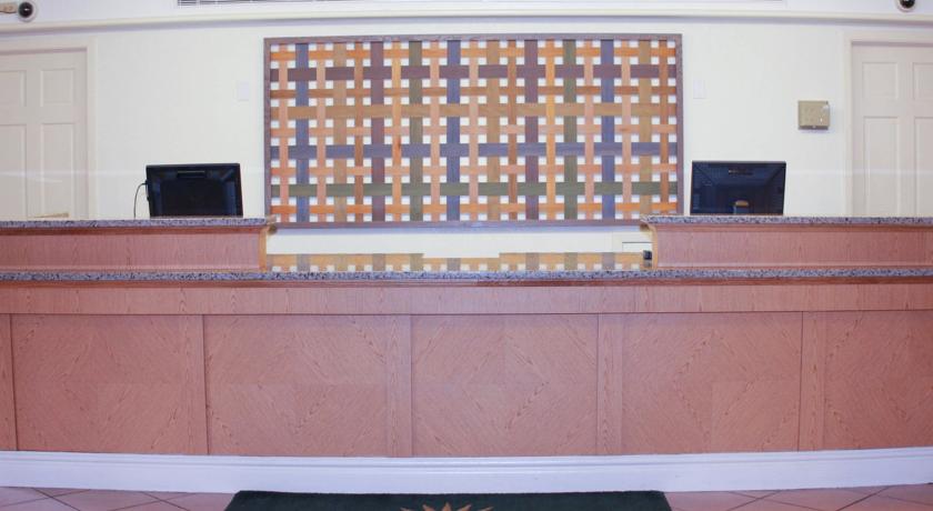 La Quinta Inn by Wyndham New Orleans West Bank / Gretna