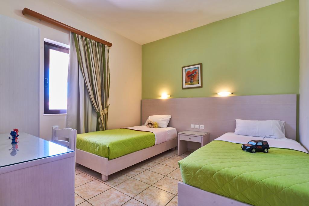 Nanakis Beach Apartments