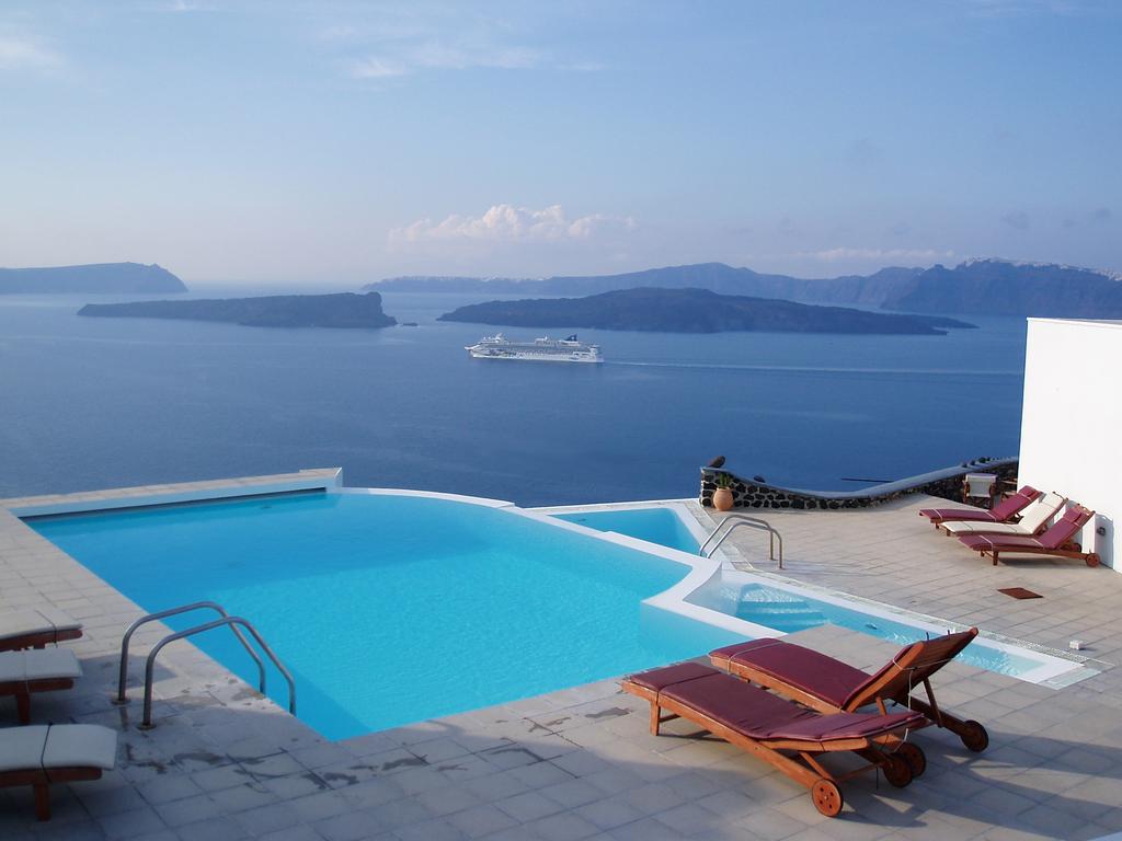 Apanemo Hotel