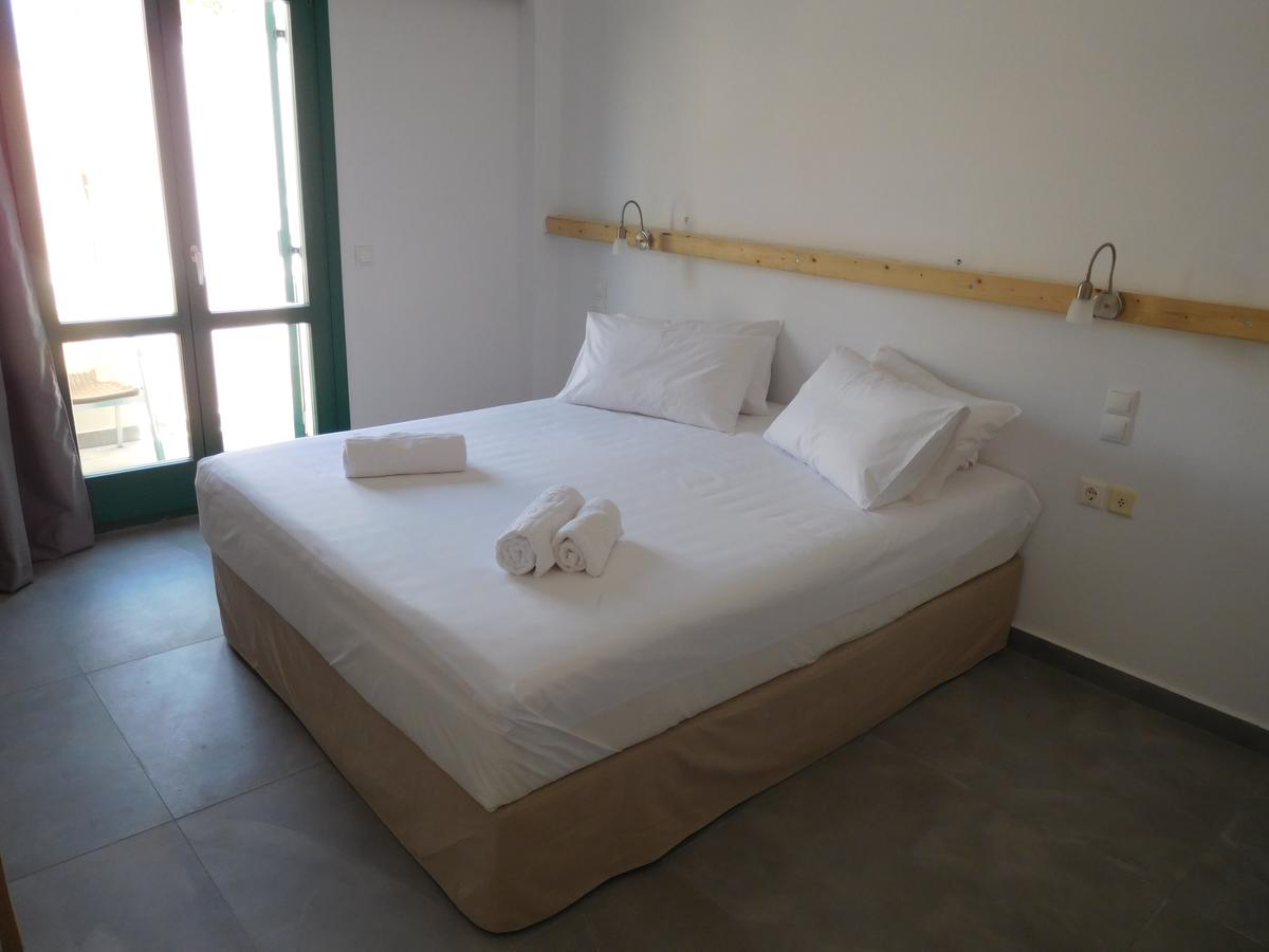 Mary Studios & Apartments