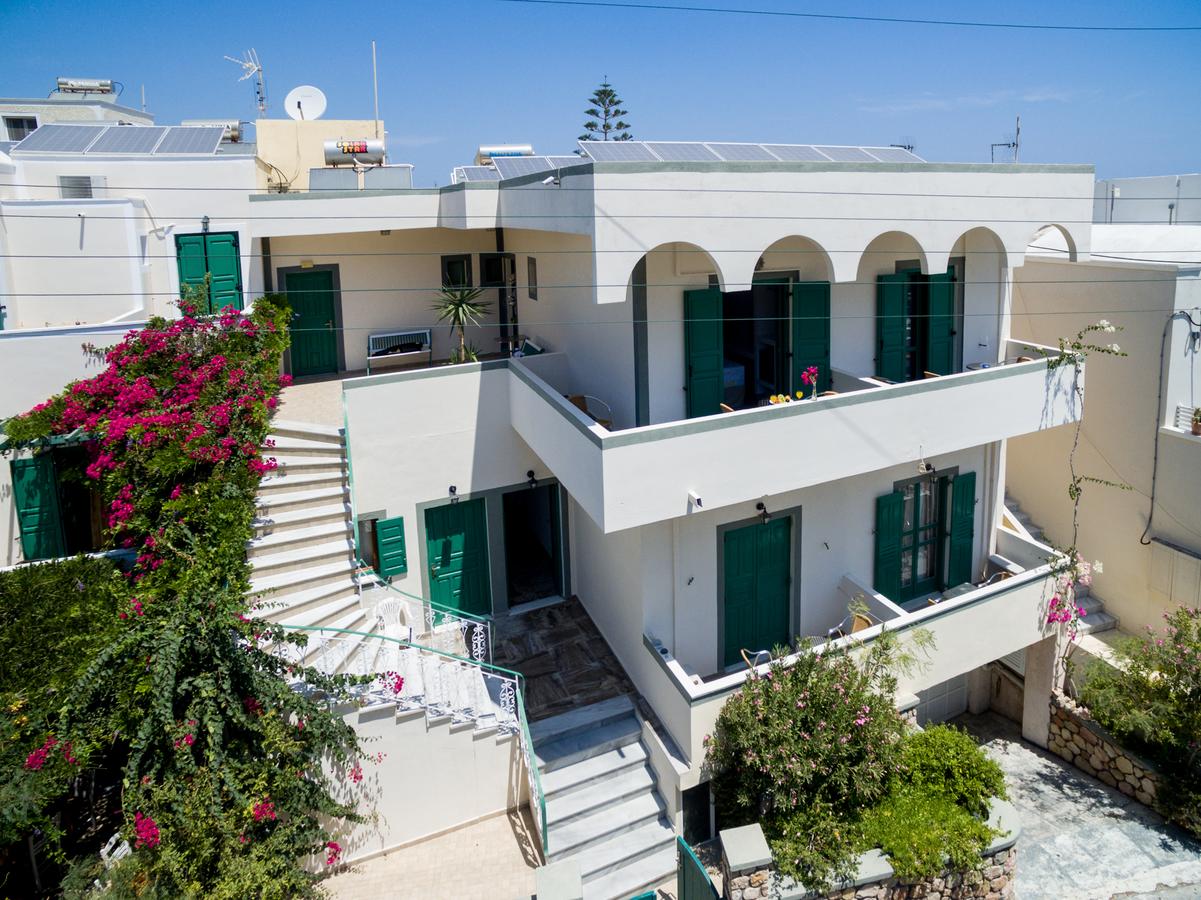 Mary Studios & Apartments