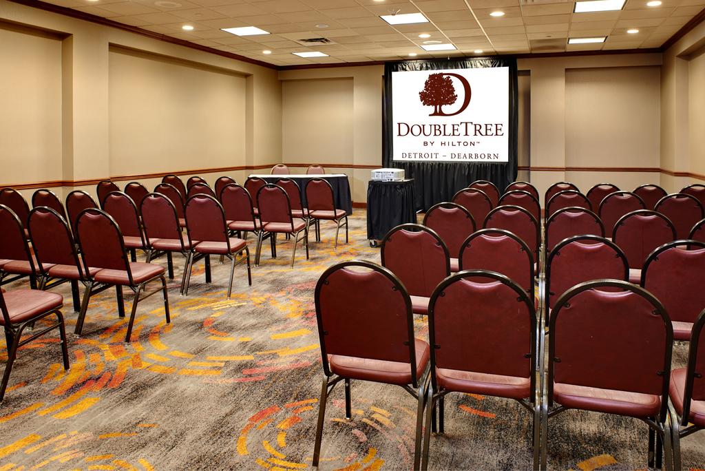 DoubleTree by Hilton Detroit - Dearborn