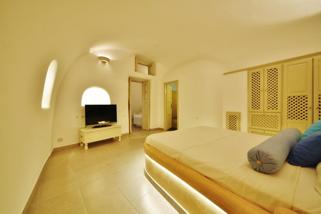 Chroma Suites