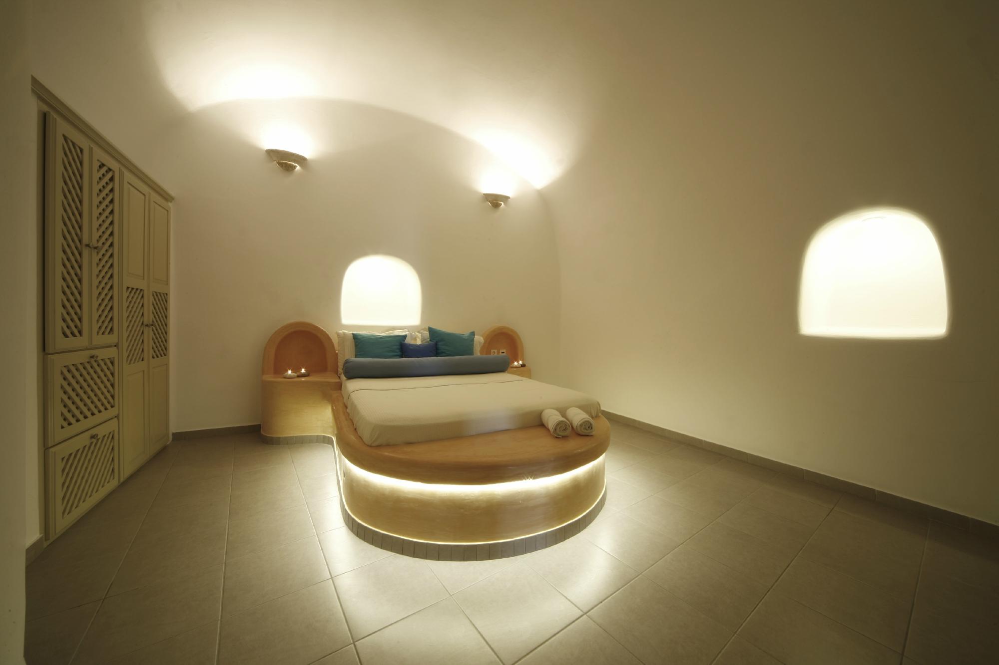 Chroma Suites