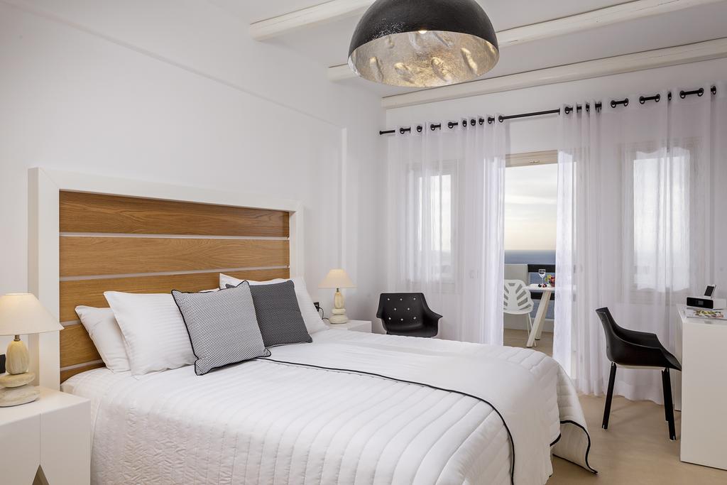 Azzurro Suites