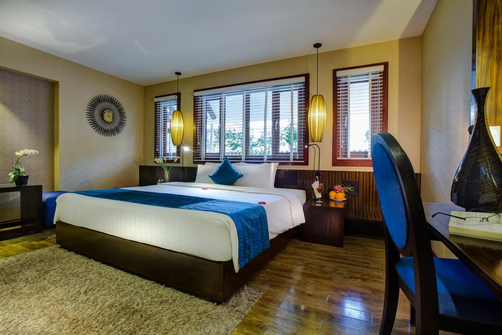 Oriental Suite Hotel & Spa