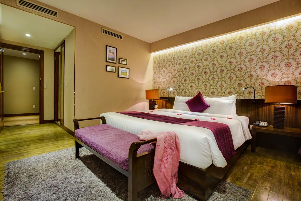 Oriental Suite Hotel & Spa