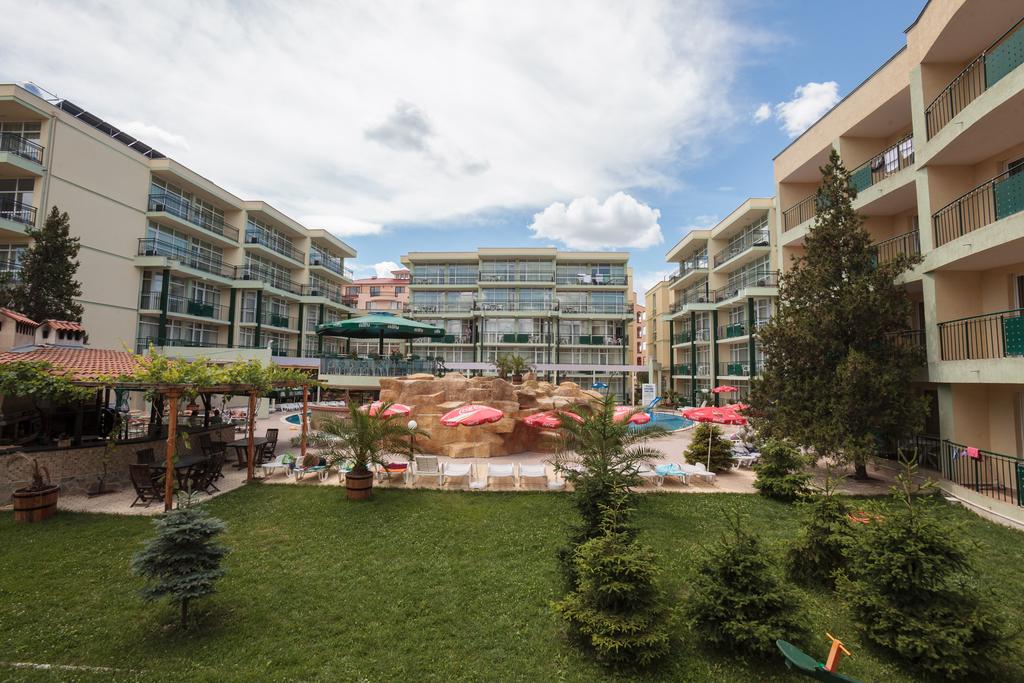 Sunny Day Club Hotel