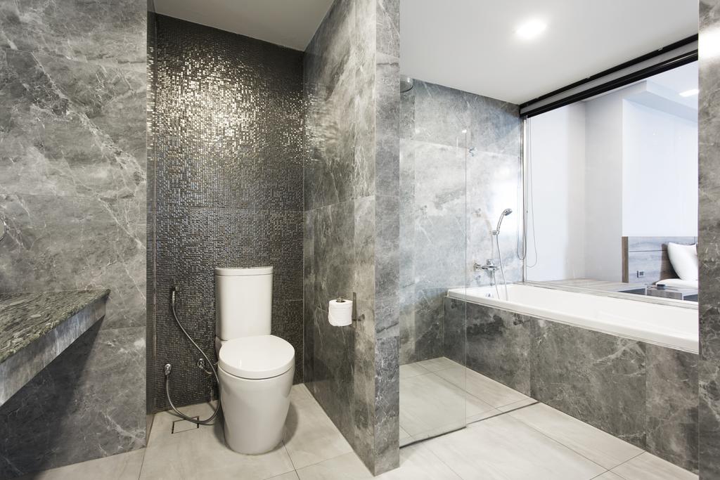 Cross Vibe Chiang Mai Decem Hotel (Formerly X2 Vibe)