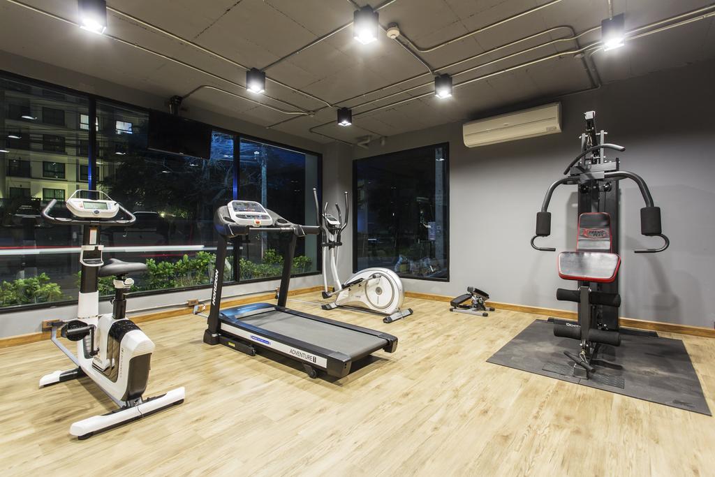 Cross Vibe Chiang Mai Decem Hotel (Formerly X2 Vibe)