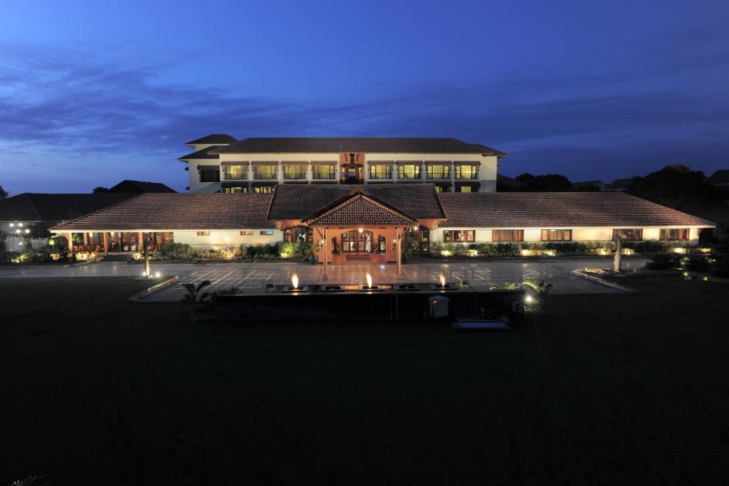 Madhubhan Resort And Spa