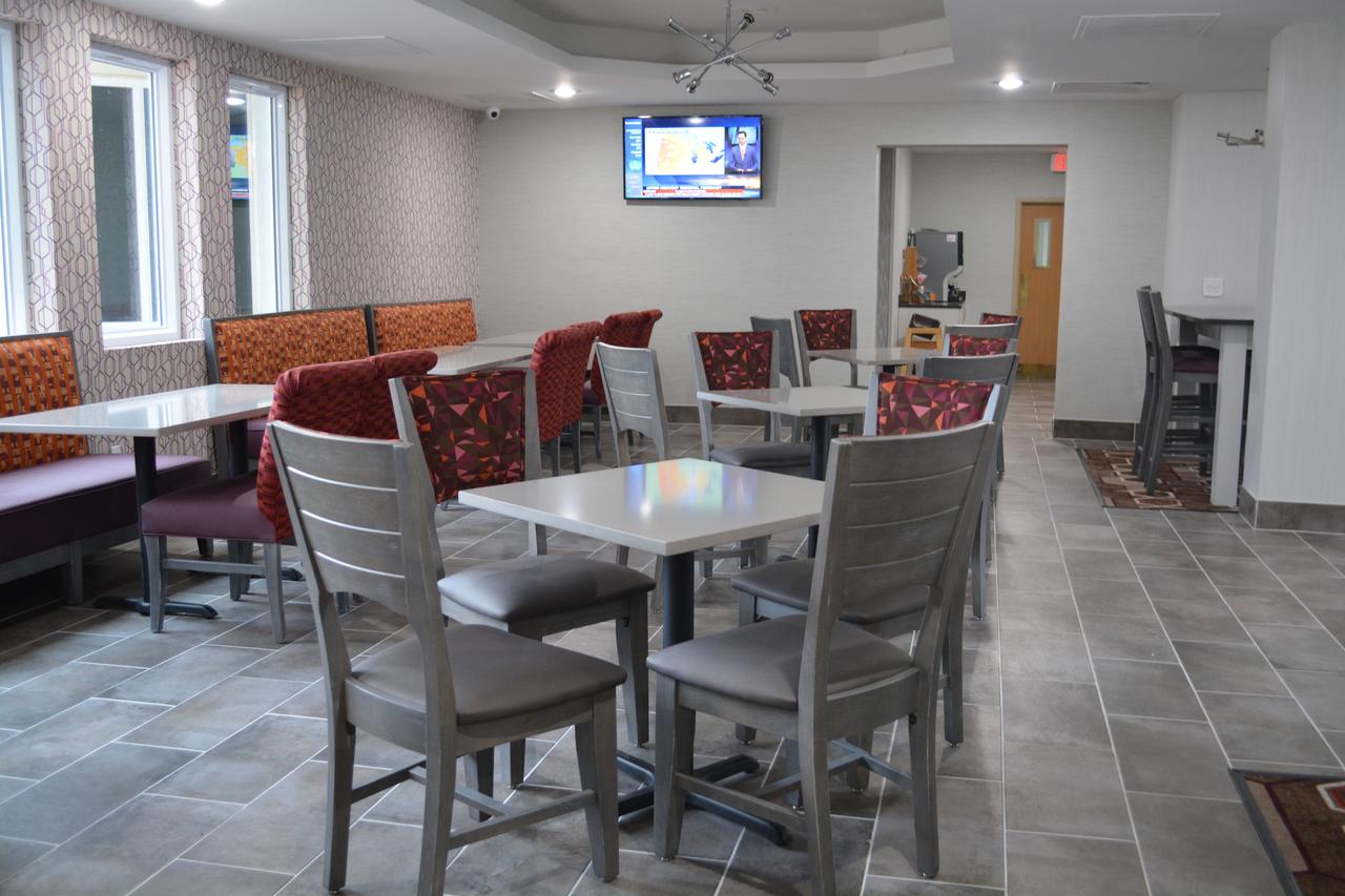 SureStay Plus Hotel by Best Western Kansas City Airport