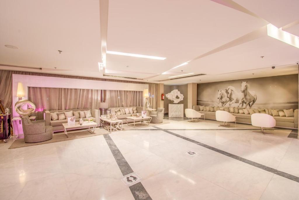Grand Plaza Gulf Hotel