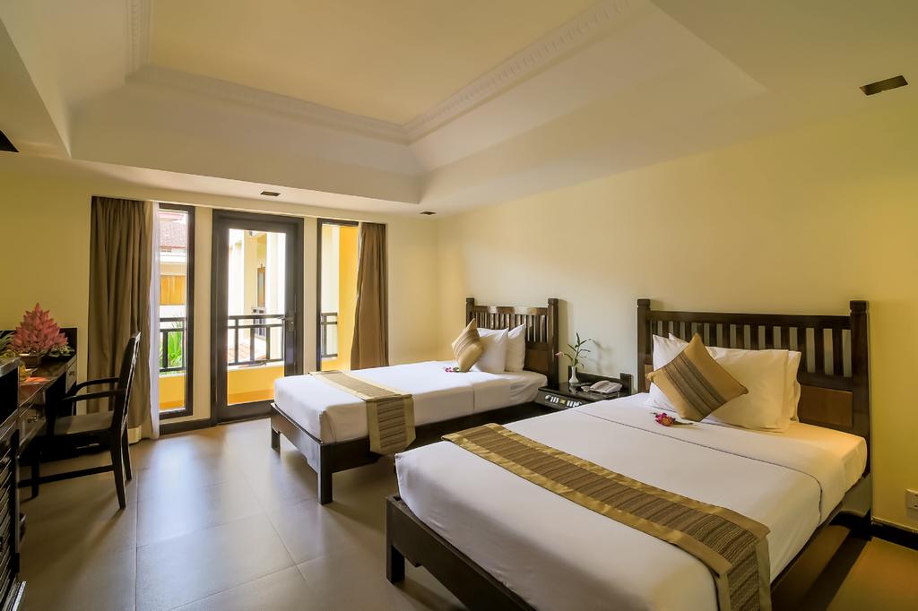 Treasure Oasis Hotel