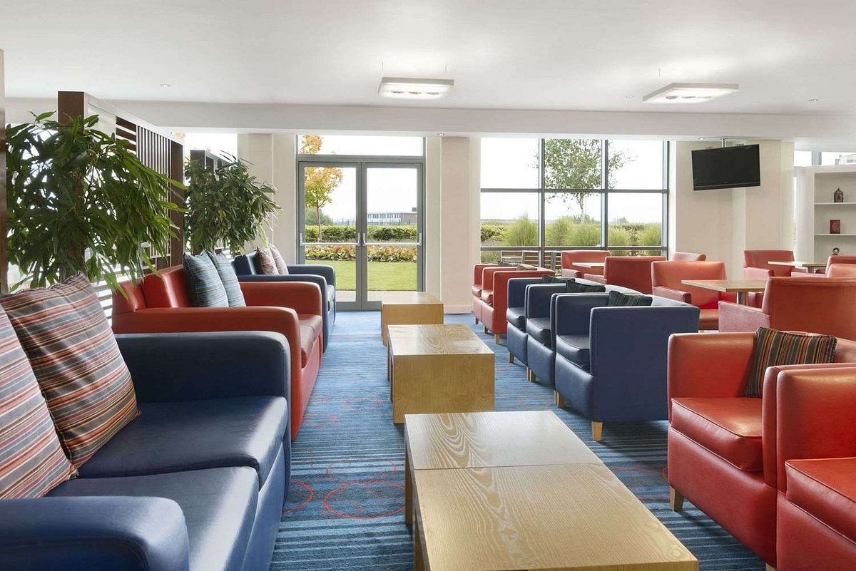 Ramada Encore by Wyndham Doncaster Airport