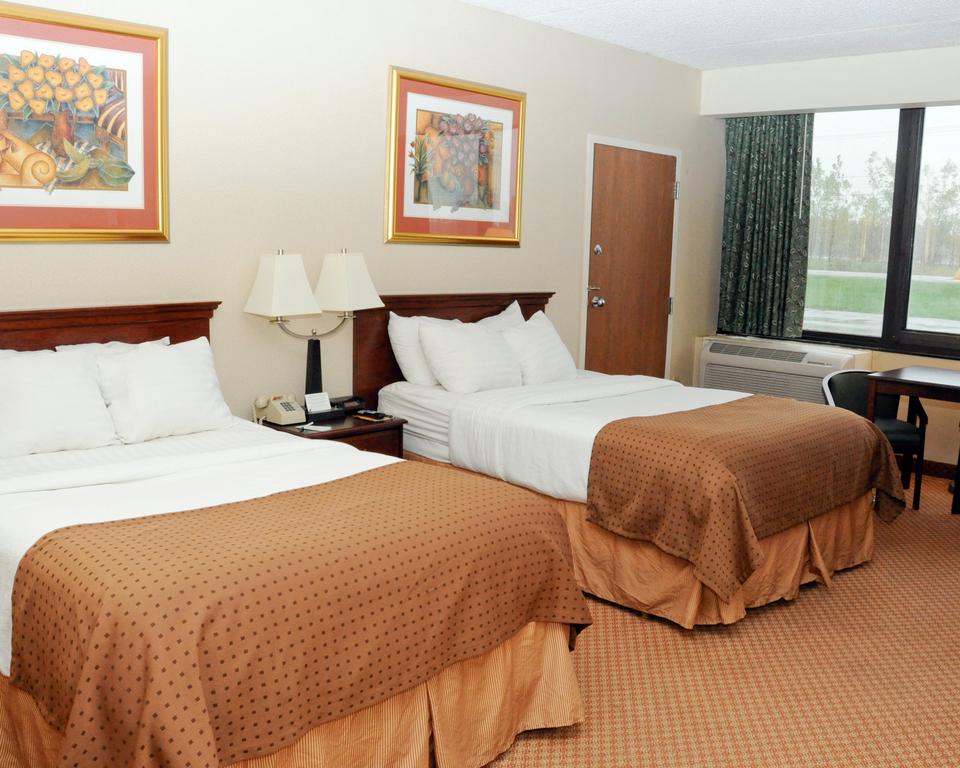 Quality Inn & Suites Palm Island Indoor Waterpark