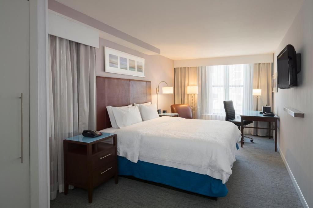 Hampton Inn Manhattan-Seaport-Financial District