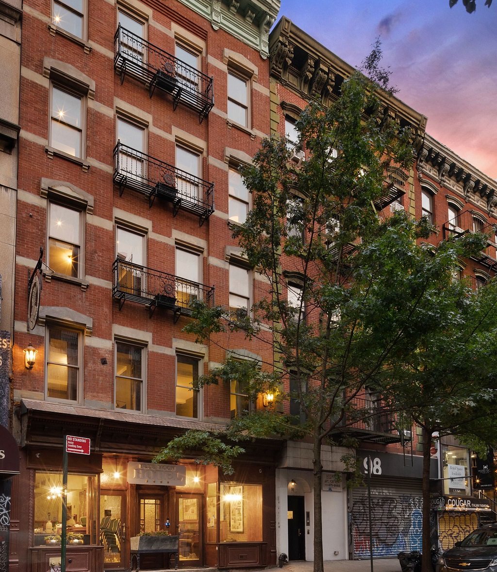 Blue Moon Boutique Hotel