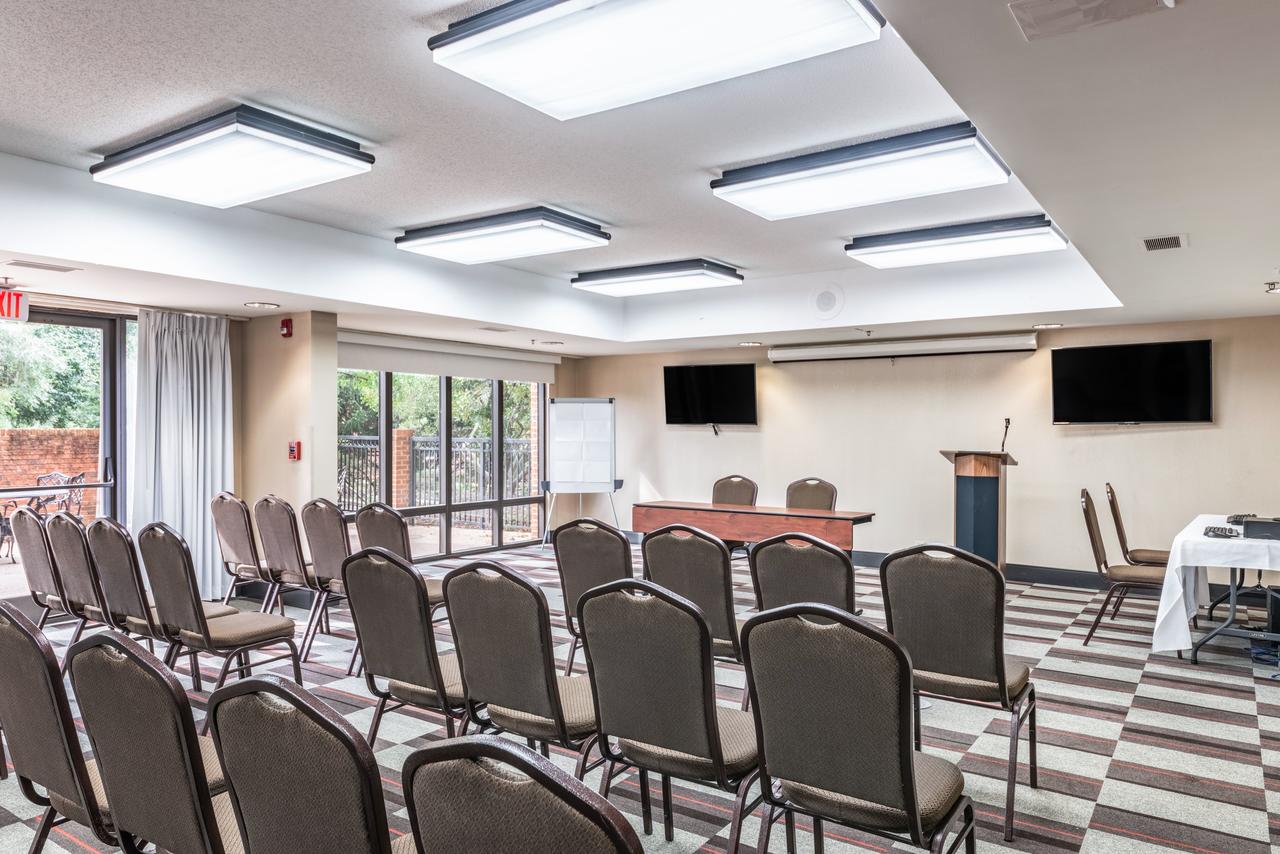 Comfort Suites Airport Greensboro