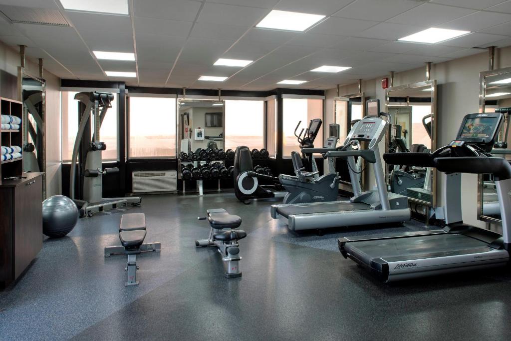 Four Points by Sheraton Philadelphia Northeast