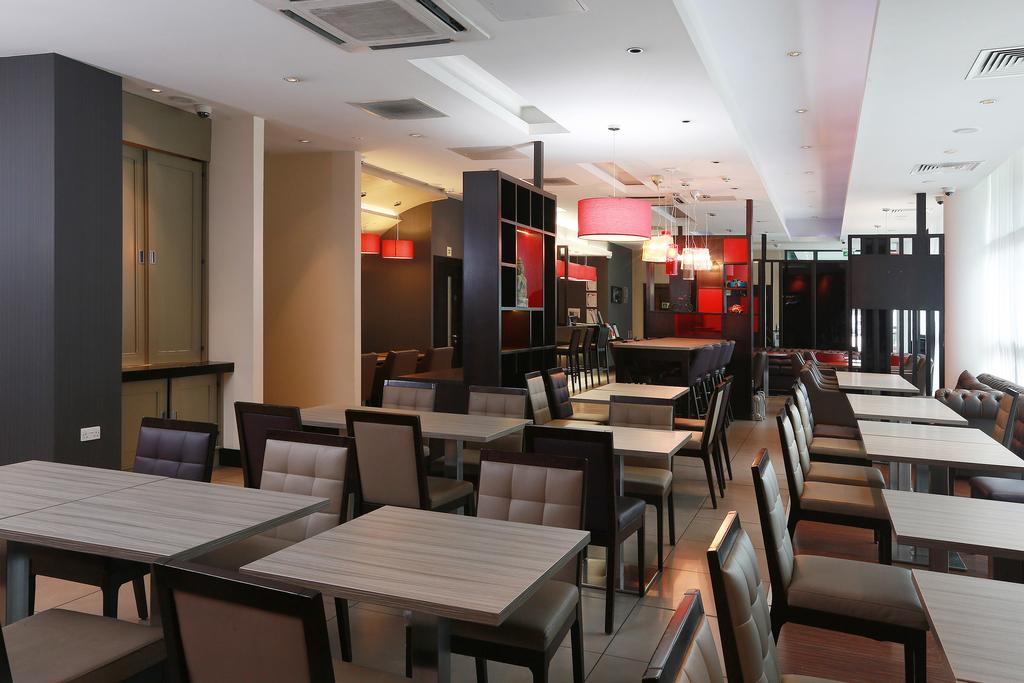 ibis Belfast City Centre