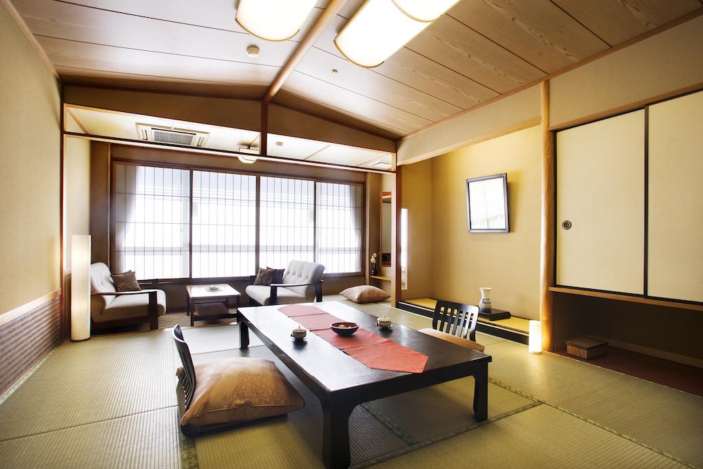 Yumotokan