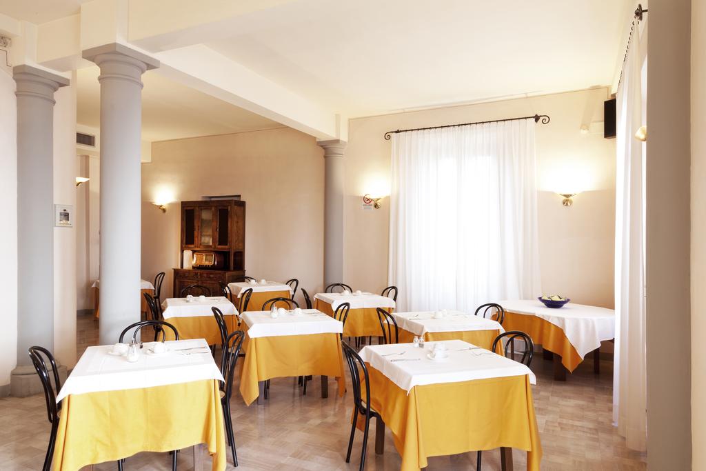 Hotel Savoia & Campana