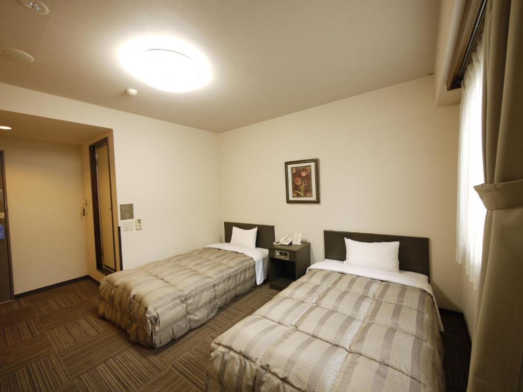 Hotel Route Inn Court Ina