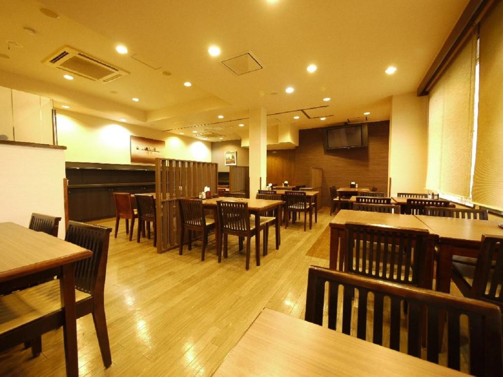 Hotel Route Inn Court Ina