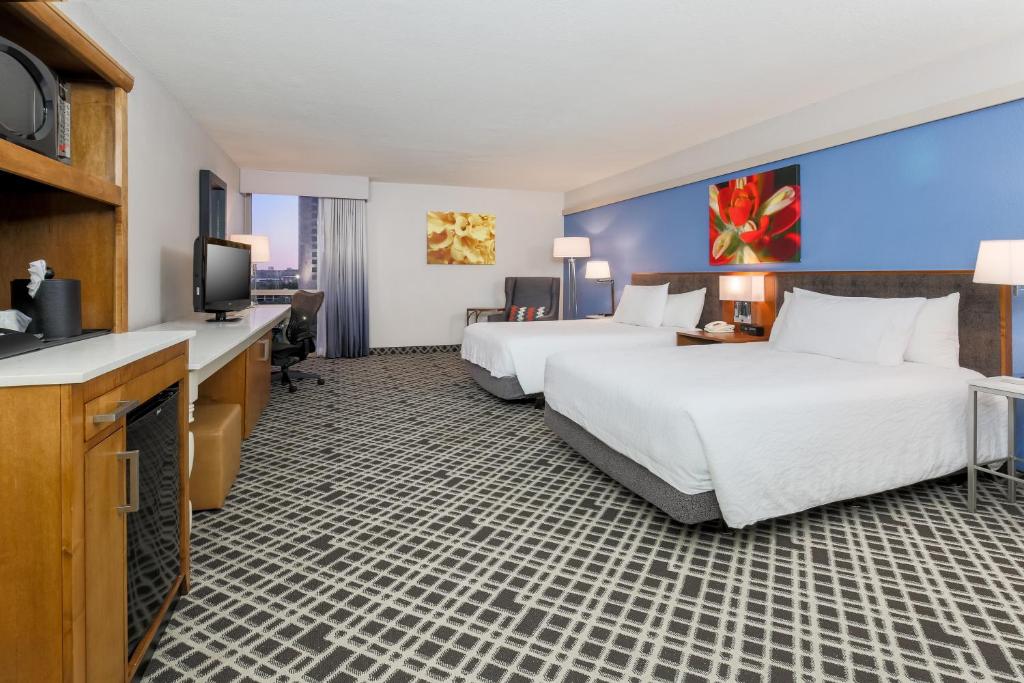 Hilton Garden Inn Dallas Market Center