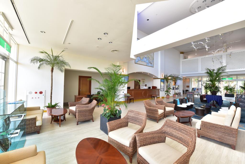 Hotel Breeze Bay Marina