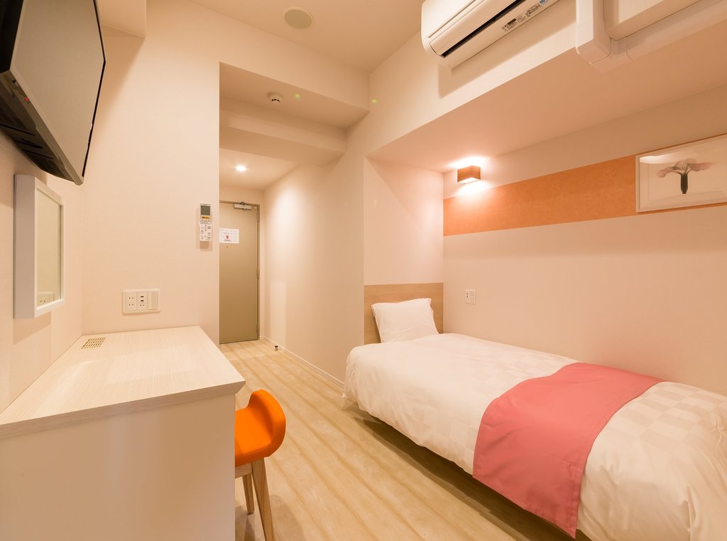 Sarasa Hotel Namba (Formerly Sarasa Nipponbashi)