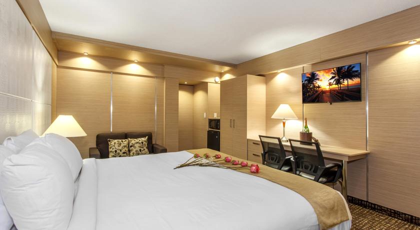 Ocean Beach Club Hotel