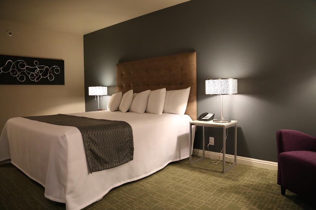 Redac Gateway Hotel In Torrance