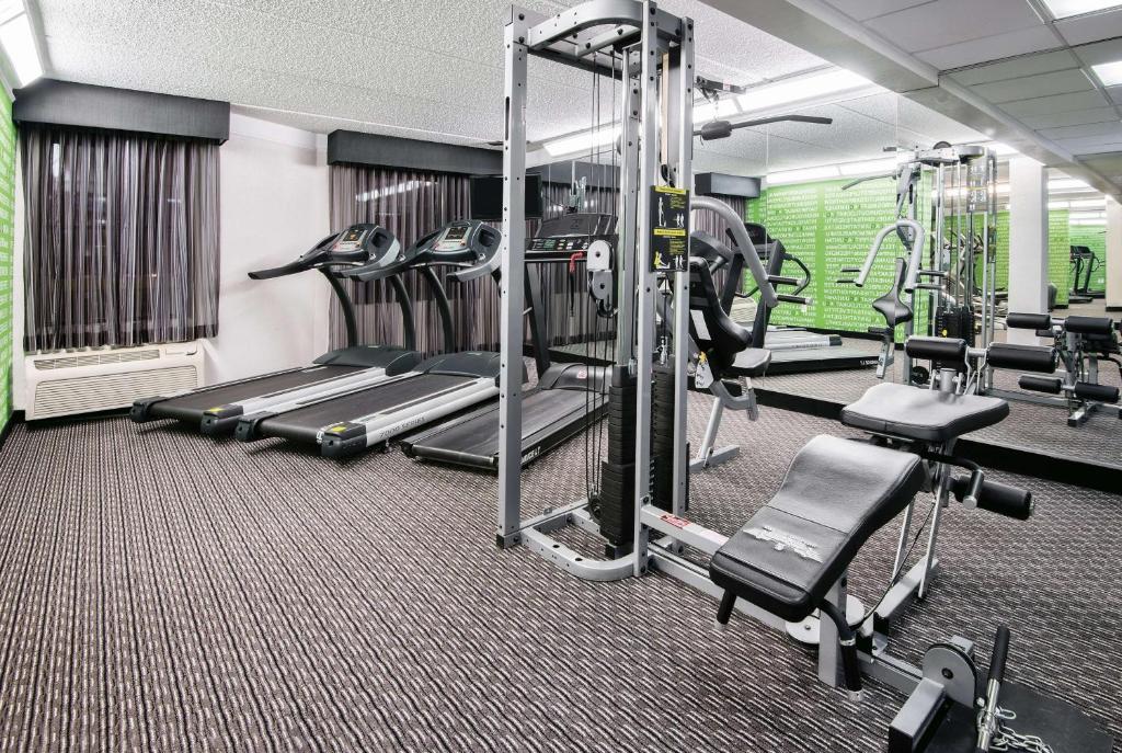 La Quinta Inn & Suites by Wyndham San Antonio Riverwalk