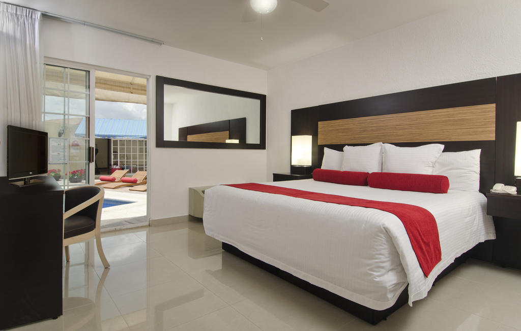 Suites Mexico Plaza Campestre