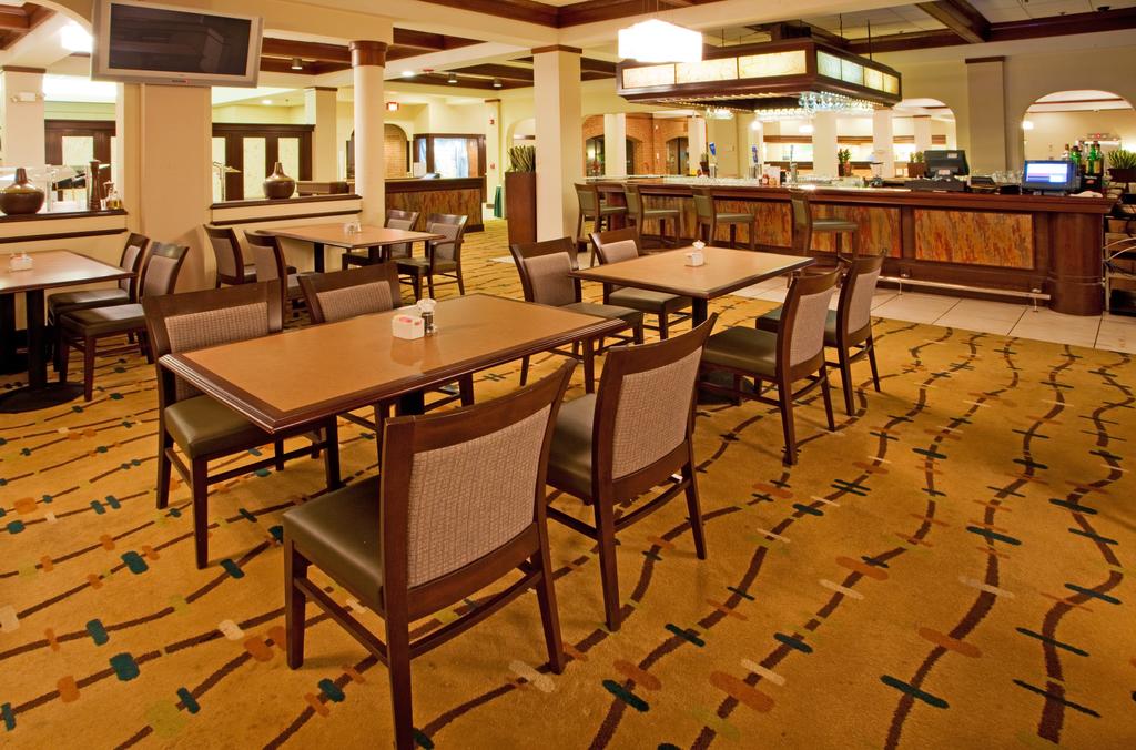 Holiday Inn Hotel & Suites Alexandria - Old Town