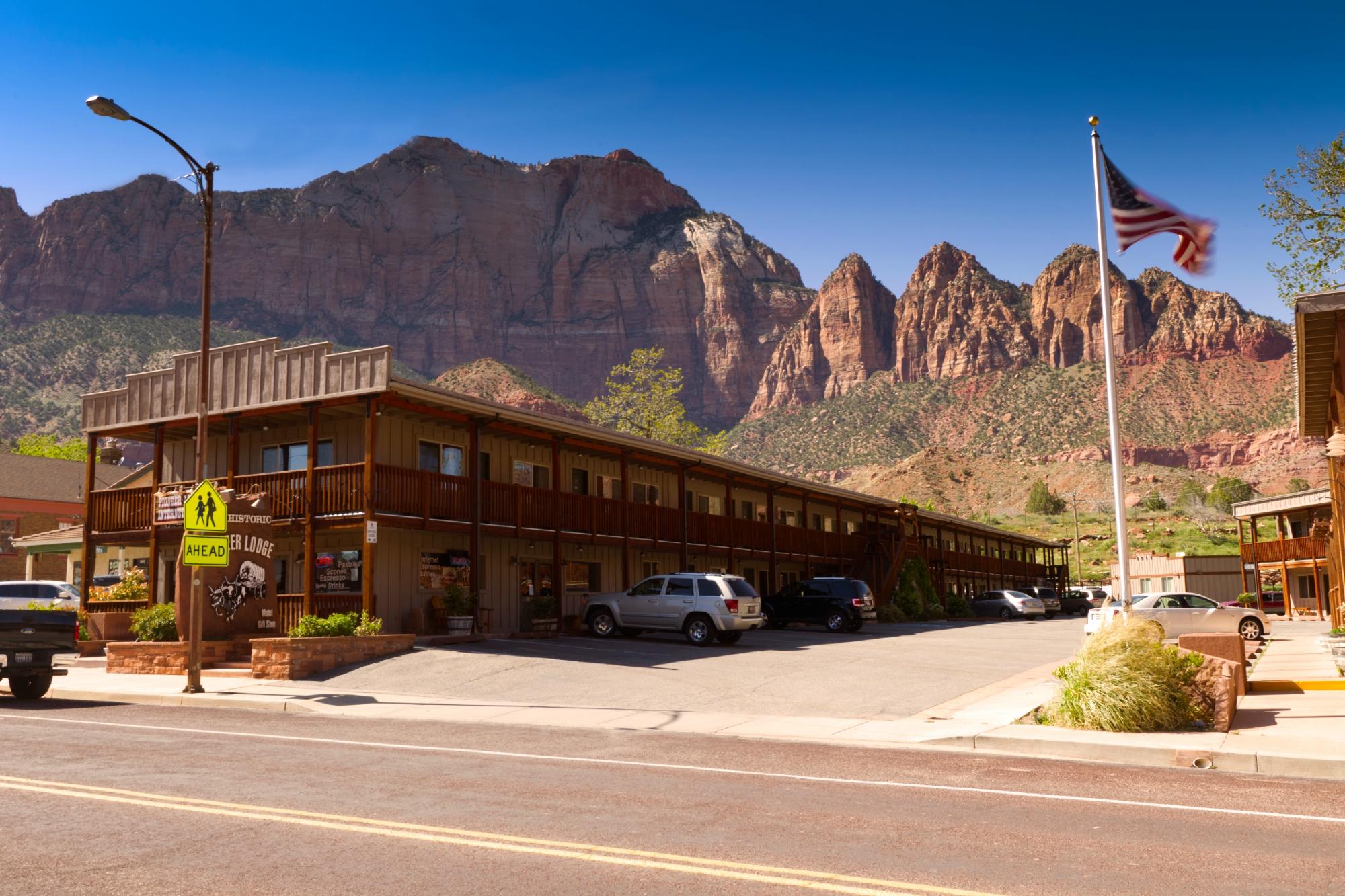 Pioneer Lodge