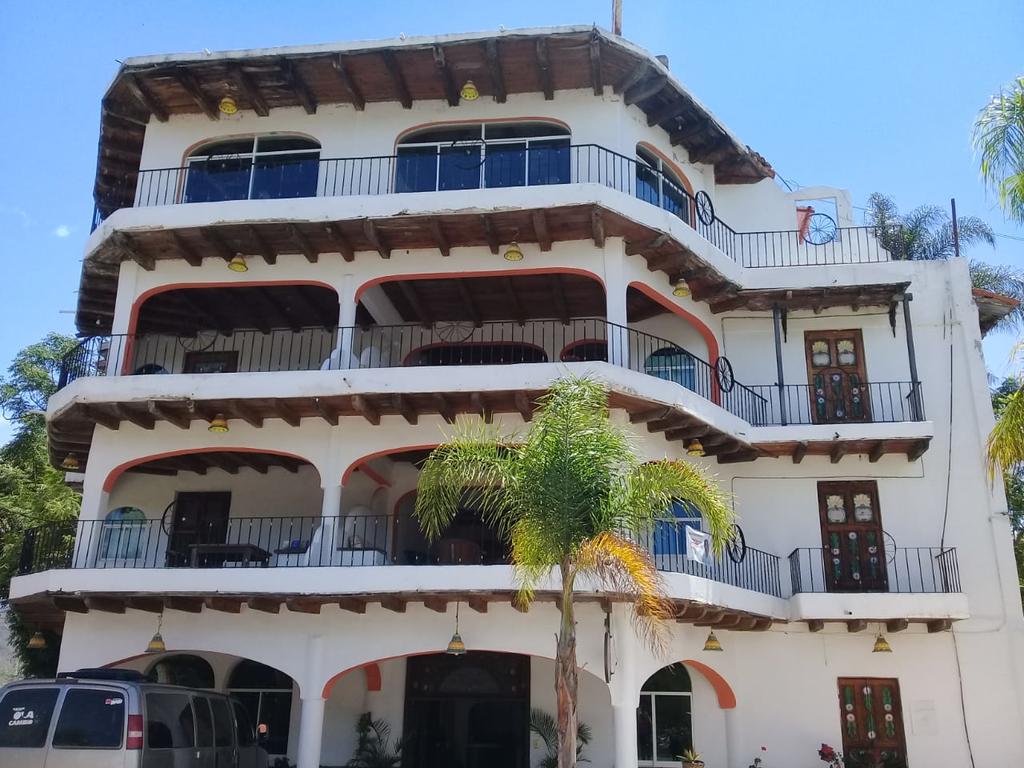 Hacienda la Puerta de Enmedio