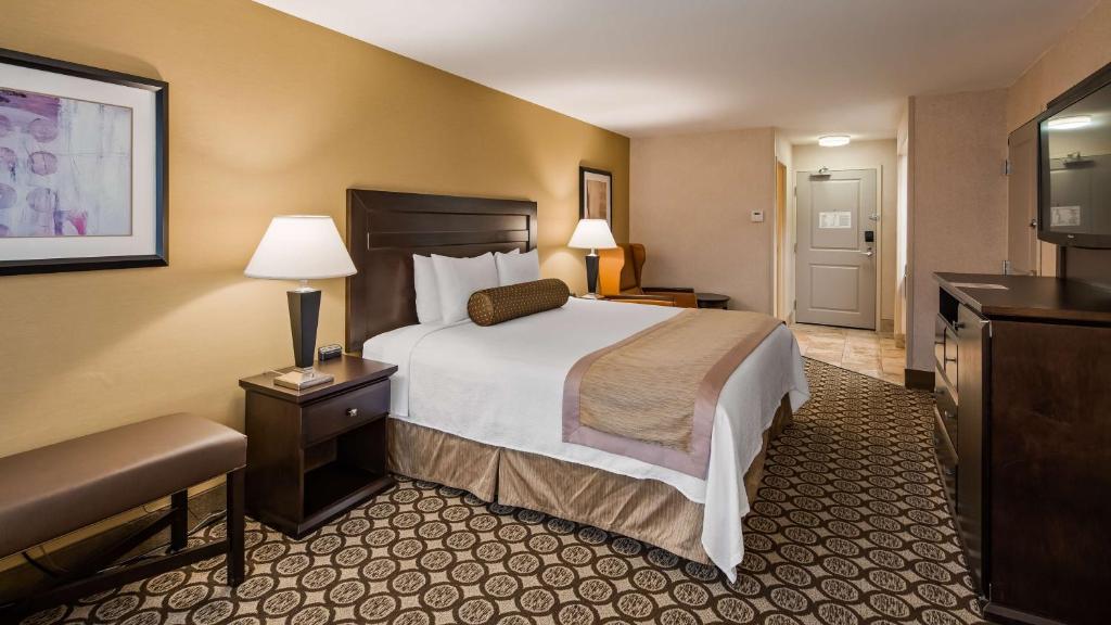 Best Western Plus InnTowner Madison
