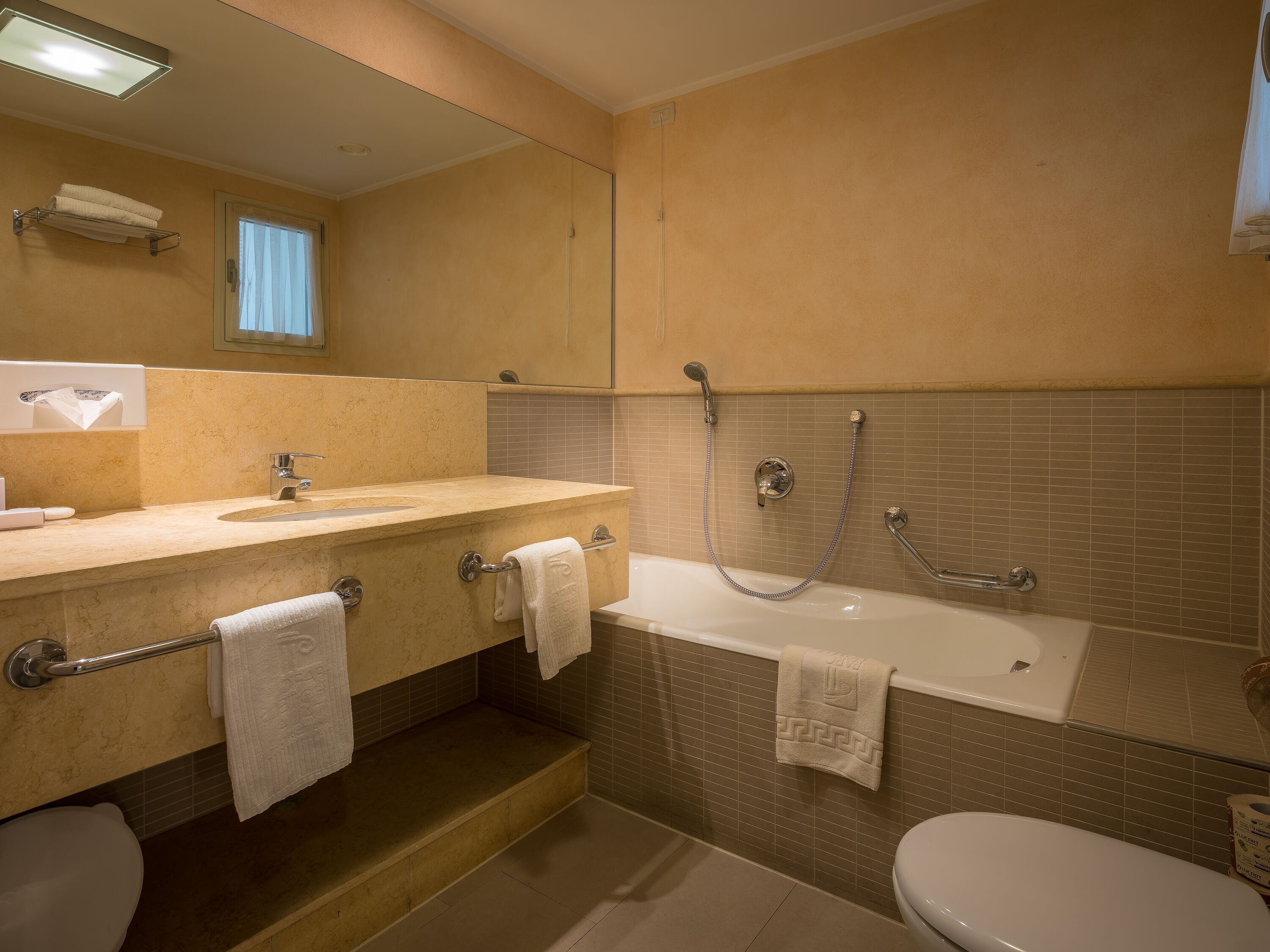 Parc Hotel Germano Suite & Apartments