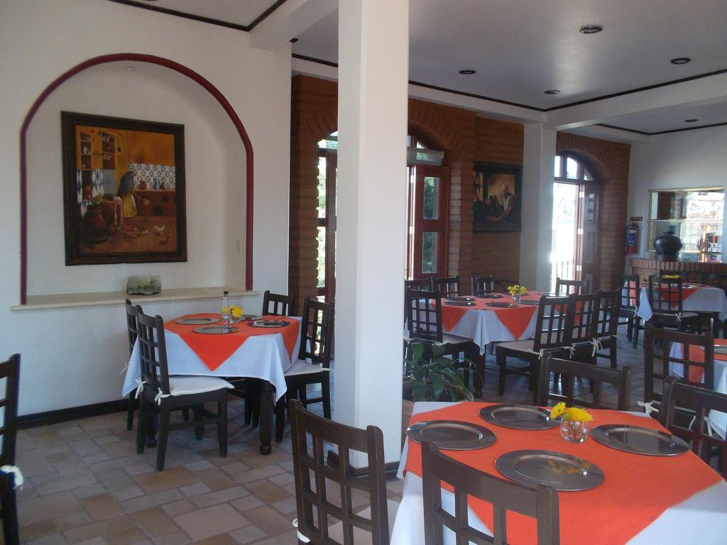Casa de Adobe Gallery & Luxury Boutique