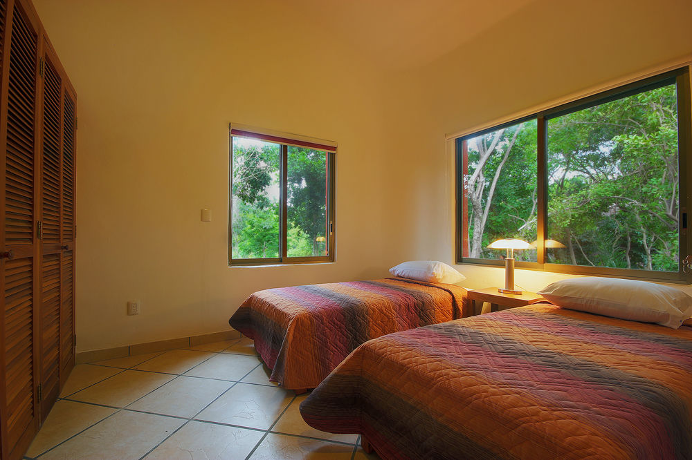 Riviera Maya Suites