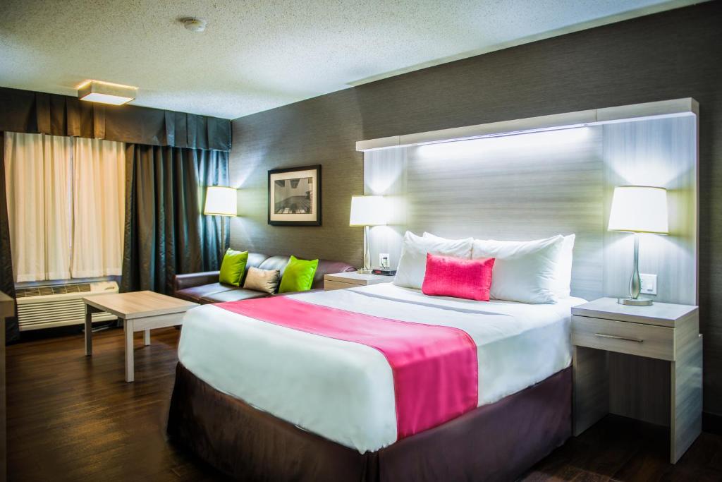 Best Western Plus Village Park Inn