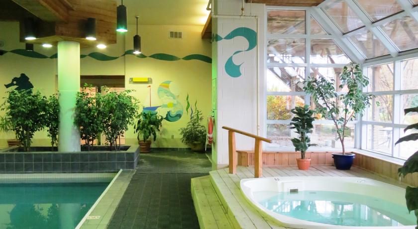Riverside Resort & Conference Centre